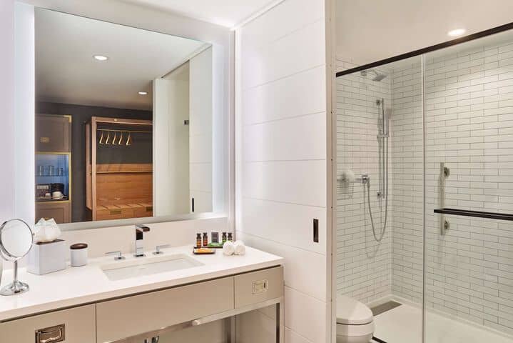 Bathroom shower