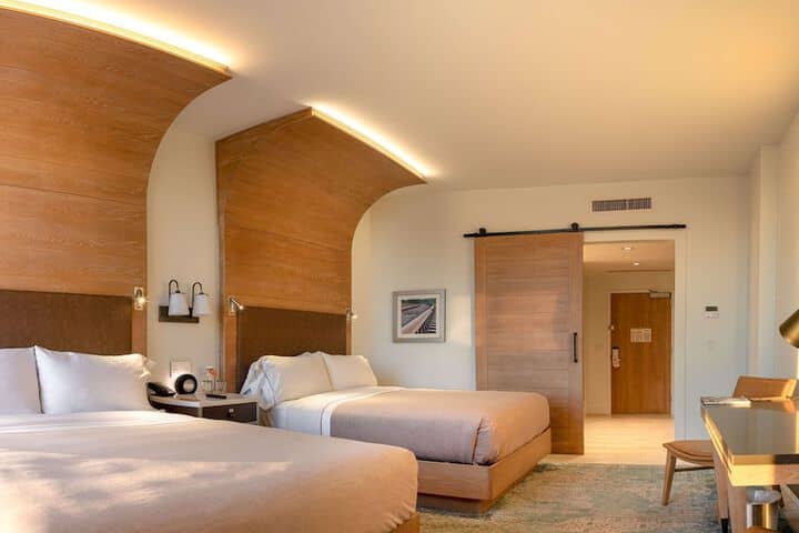 Room 20 of 82